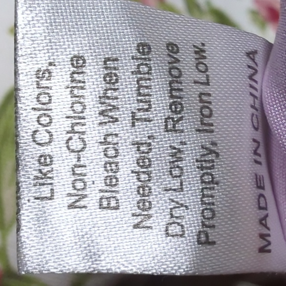 Lavender hipster button down with gold 3D roses size Men's medium - Picture 11 of 11